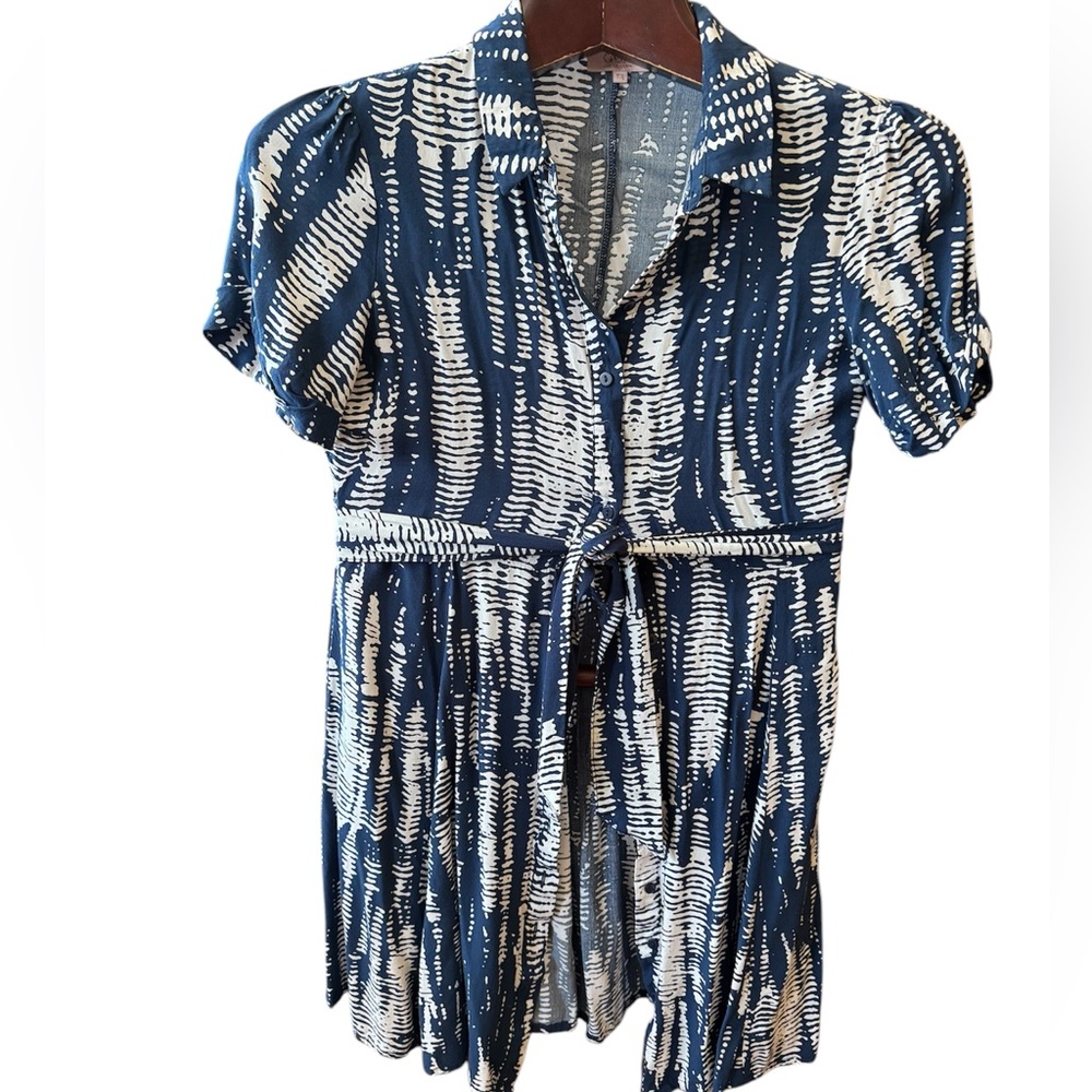 Blue and White Gola 100% silkPatterned Women's dress with side pockets size S